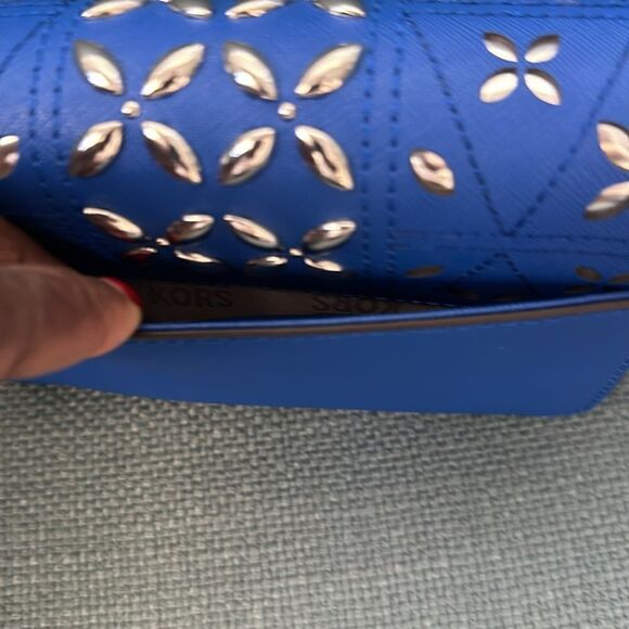 Michael Kors Tina Small Clutch Electric Blue - Picture 6 of 9